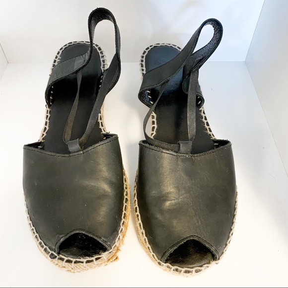 Andre Assous Dainty Wedge Espadrille - Picture 4 of 5